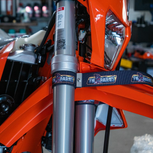 Fm-Parts univerzális elülső rögzítőpánt KTM/HSQ/Beta/Sherco modellekhez, 2, nordicamoto.ro