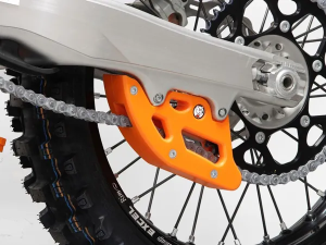 AXP Racing KTM láncvezető '23–'27 narancssárga, 4, nordicamoto.ro