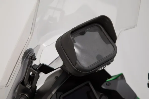 SW-MOTECH KAWASAKI Versys 1000 18–20-as modellhez készült fedélzeti GPS-tartó, nordicamoto.ro