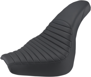 Profiler Tuck-n-roll Seat Black