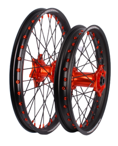 KTM/Husqvarna Enduro kerékszett 21"x1,60, 22 mm-es tengely / 18"x2,15, 20 mm-es tengely, narancssárga kerékagy, Enduro Expert SRE2118OREE, nordicamoto.ro