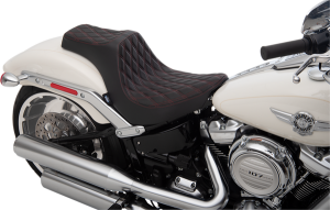 Predator Iii Seat Black, Red