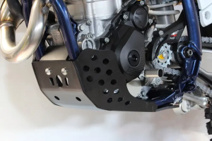 AXP Racing motorvédő KTM/Husqvarna/Gas Gas 250/350 négyütemű modellekhez (2023–2027), fekete, 2, nordicamoto.ro