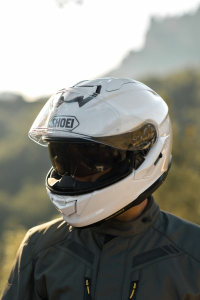 SHOEI GT-AIR3 teljes arcú sisak, Bianco, M, 2, nordicamoto.ro