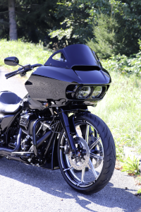 Windshield Racing Black