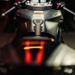 CFMOTO 450SR / 450SR-S TANKVÉDŐ – SZÜRKE, 5, nordicamoto.ro