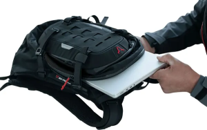 PRO Cosmo 16L hátizsák – Fekete/antracit Sw-Motech BCRUC0000430000, 4, nordicamoto.ro