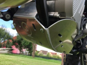 Védőburkolatok/Pajzsok, OUTSIDER motorvédő a KTM EXC 250–300 (2017–2019) modellekhez Outsider, nordicamoto.ro