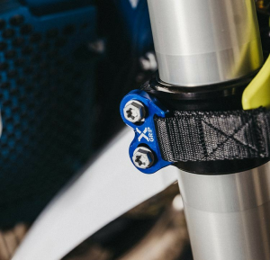 X-Grip húzóheveder KTM/Husqvarna/Beta modellekhez – piros, 3, nordicamoto.ro