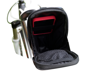 Momentum X-large Seat Bag Black