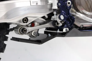 AXP Racing Xtrem motorvédő KTM/Husqvarna/Gas Gas 450/500 négyütemű modellekhez (2023–2027), fekete, 2, nordicamoto.ro