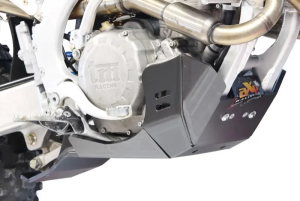 AXP Racing Xtrem TM Racing EN 250/300 ES FI '22–'24 fekete motorburkolat, 4, nordicamoto.ro