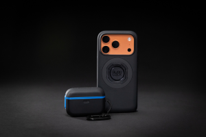 Carcasa Protectie Casti Quad Lock AirPods Pro 4, 4, nordicamoto.ro
