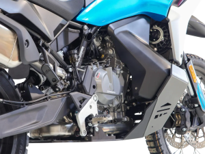 AXP Racing Adventure CF Moto 800 MT-X/Comfort '25–'26 fekete motorvédő, 5, nordicamoto.ro