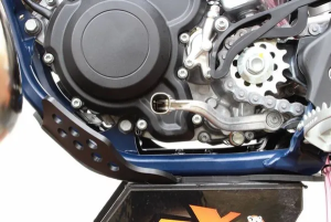 Scut Motor AXP Racing KTM/Husqvarna/Gas Gas 250/300 2T '19–'23 fekete, 2, nordicamoto.ro