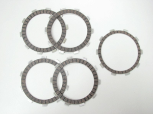 KAWASAKI BN 125 ELIMINATOR tengelykapcsoló tárcsák (A4–A8/A6F/A7F/A9F) (98–09)