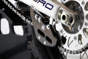 AXP Racing láncvezető Honda CRF 250/450-hez (fekete), 4, nordicamoto.ro