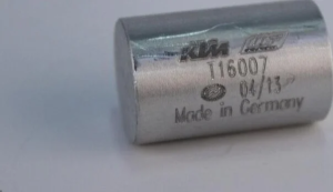 Mounting tool seal